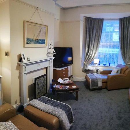 A Summer Place - Spacious Maisonette, Central Whitby, Sleeps 4, Close To Amenitiesアパートメント エクステリア 写真